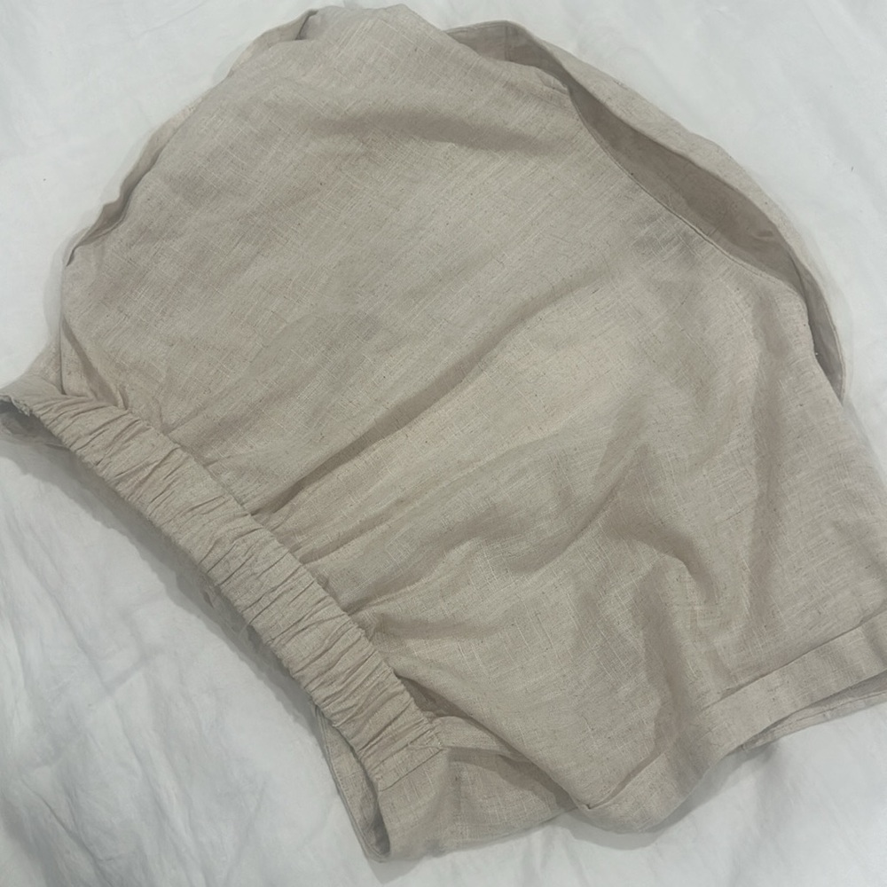 Aakaa linen crop top - Picture 3 of 3